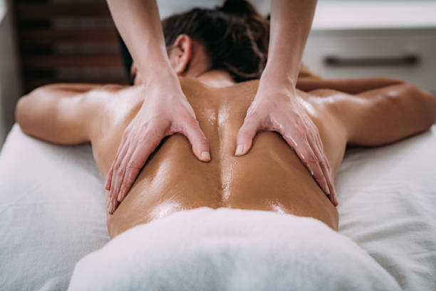 Deep Tissue Massage: A How-To Guide for Beginners